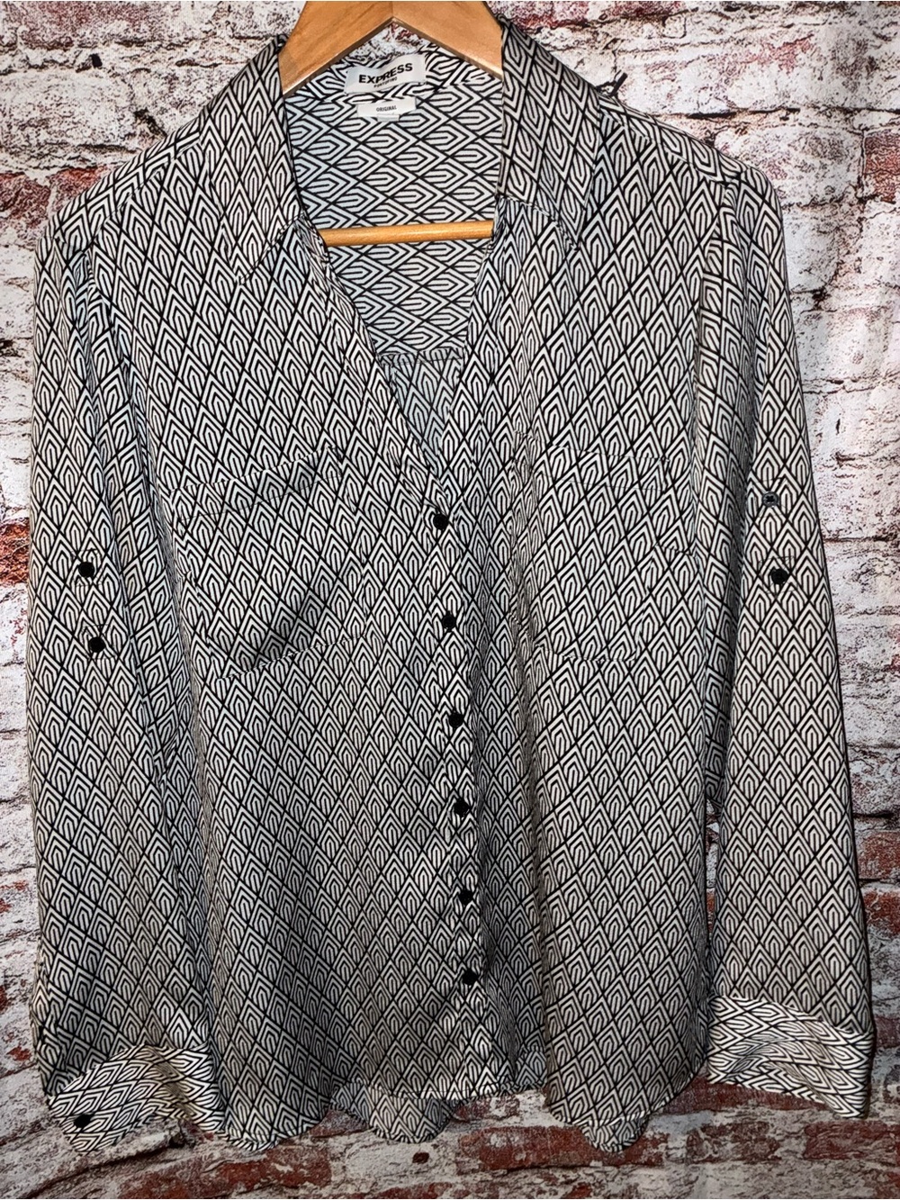 Express Women’s Black & White Diamond-Pattern Button Down Shirt